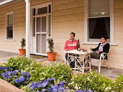 Brown's House Bed & Breakfast - Holiday Byron Bay 2