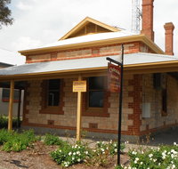 Clydesdale Cottage Bed  Breakfast - Holiday Byron Bay