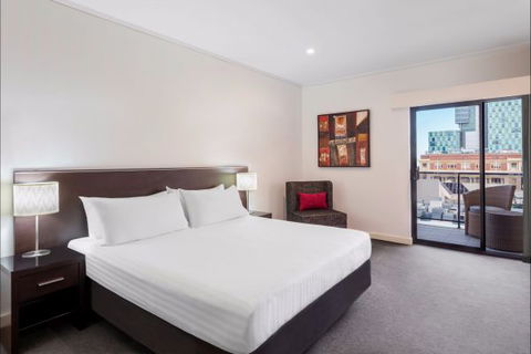 Adina Apartment Hotel Perth Barrack Plaza - Holiday Byron Bay 1