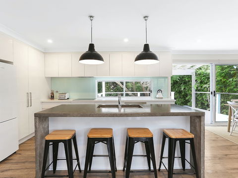 Amalfi Beach House - Holiday Byron Bay 1