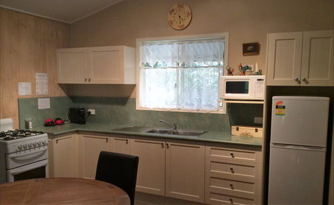 Maleny Country Cottages - Holiday Byron Bay 5