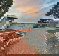 Mungo Shearers' Quarters - Holiday Byron Bay