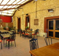 Terminus Hotel Morgan - Holiday Byron Bay