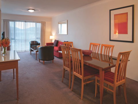 Adina Serviced Apartments Canberra James Court - Holiday Byron Bay 2
