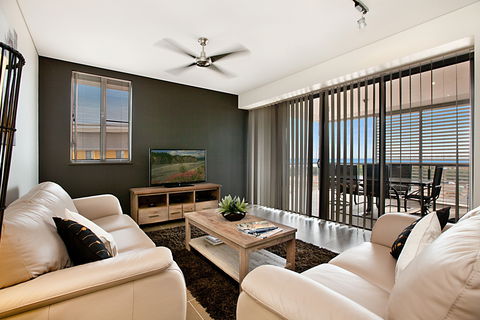 Ananya Executive - Holiday Byron Bay 0