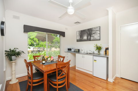 HAHNDORF LODGE - Holiday Byron Bay 5