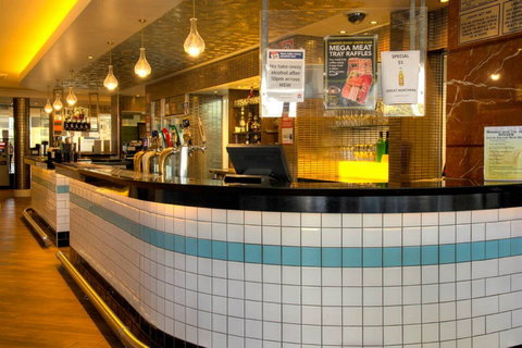 The Crown Hotel Motel - Holiday Byron Bay 1