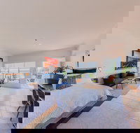 COAST Motel  Apartments - Holiday Byron Bay