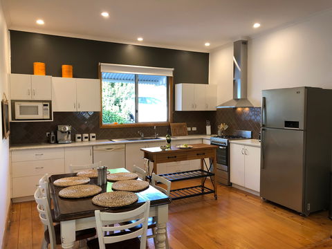 Jacks House '2' B&B Clare - Holiday Byron Bay 2