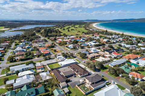 Albany Holiday Units - Holiday Byron Bay 2