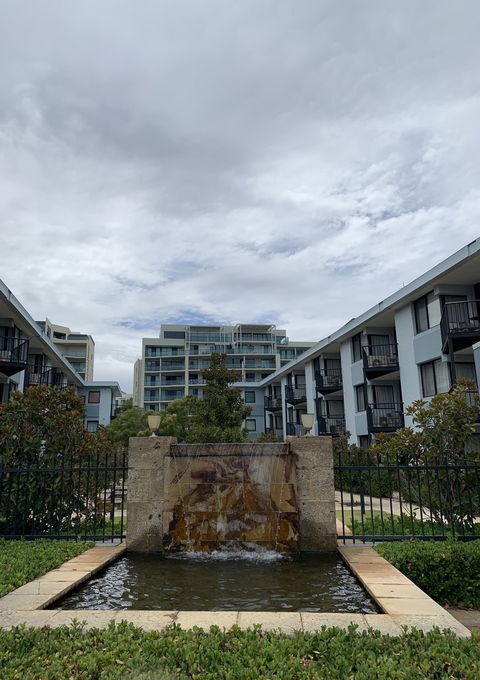 Lodestar Waterside Apartments - Holiday Byron Bay 1