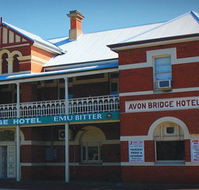 Avon Bridge Hotel - Holiday Byron Bay