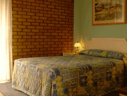 Cervantes Pinnacles Motel - Holiday Byron Bay 0
