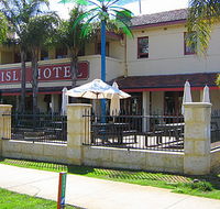 Carlisle Hotel Motel - Holiday Byron Bay
