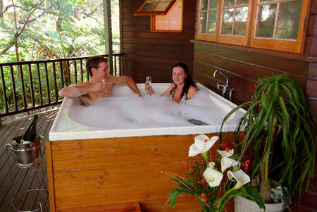 Yallingup Lodge Spa Retreat - Holiday Byron Bay 0