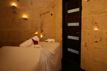 Yallingup Lodge Spa Retreat - Holiday Byron Bay 2