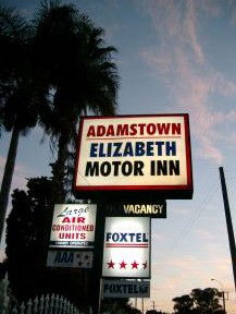 Adamstown Motor Inn - Holiday Byron Bay 4