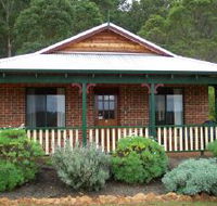 Karri Valley Chalets - Holiday Byron Bay