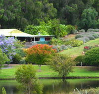 Pemberton Lavender and Berry Farm Cafe and Cottages - Holiday Byron Bay