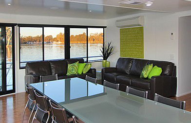 All Seasons Houseboats - Holiday Byron Bay 2