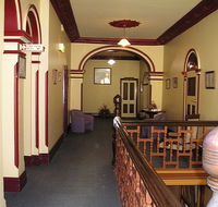 Shamrock Hotel - Holiday Byron Bay