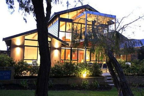 Halcyon Bay - Holiday Byron Bay 0