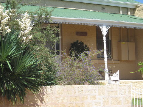 Amalie Cottage - Holiday Byron Bay 0