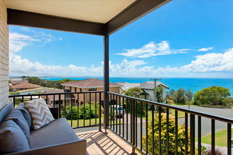 Apricari - Holiday Byron Bay 1
