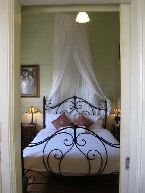 Classique Bed And Breakfast - Holiday Byron Bay 1
