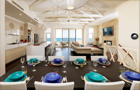 Aldinga Beach Getaways - Holiday Byron Bay 2