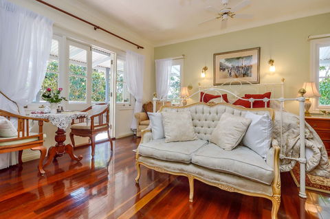 Amore Mt Tamborine - Holiday Byron Bay 0