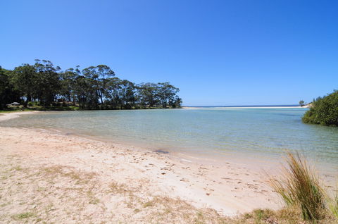 Aqua View Huskisson - Holiday Byron Bay 2
