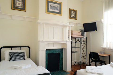 Hotel Claremont Guest House - Holiday Byron Bay 2