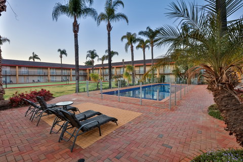 Mildura Inlander Resort - Holiday Byron Bay 1