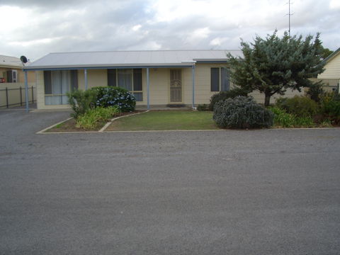 Yandra Beach House - Holiday Byron Bay 0