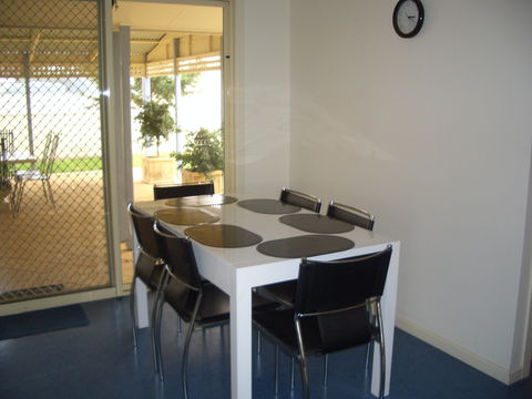 Yandra Beach House - Holiday Byron Bay 2
