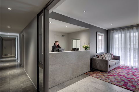 Adina Apartment Hotel Sydney Chippendale - Holiday Byron Bay 2