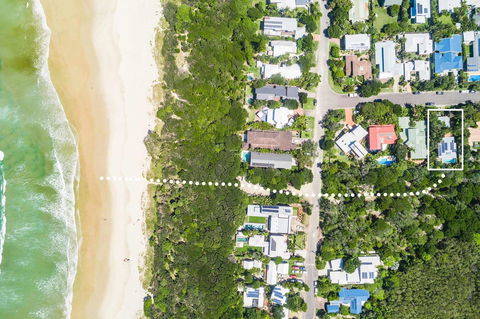 Beach Chalet - Holiday Byron Bay 2