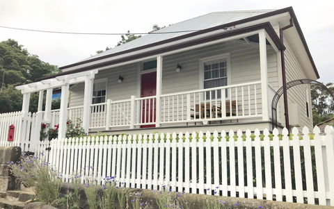 Donovans Cottage - Holiday Byron Bay 0