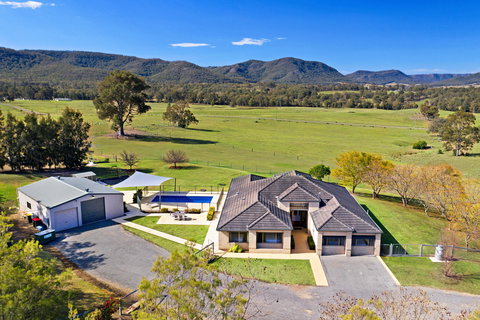 Hillbrook Estate - Holiday Byron Bay 0