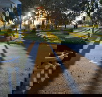 Moe Parklands Motel - Holiday Byron Bay