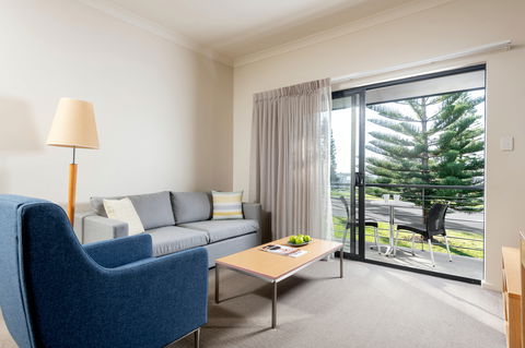 Quest Bunbury  Apartment Hotel - Holiday Byron Bay 2