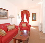 Crest Castle Bed and Breakfast - Holiday Byron Bay