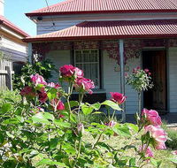 Airleigh - Rose Cottage - Holiday Byron Bay