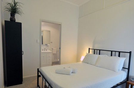 Alexandra Lodge Bundaberg - Holiday Byron Bay 0