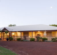 Toby Inlet Bed  Breakfast - Holiday Byron Bay
