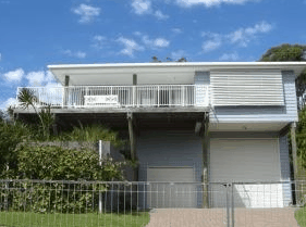 Shoal Bay Riggers - Holiday Byron Bay