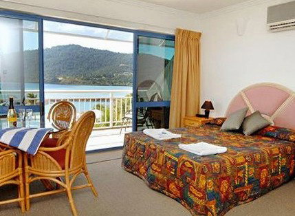 Coral Sea Vista Apartments - Holiday Byron Bay 1