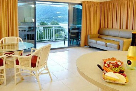 Coral Sea Vista Apartments - Holiday Byron Bay 4