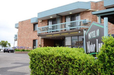 Bankstown Motel 10 - Holiday Byron Bay 0